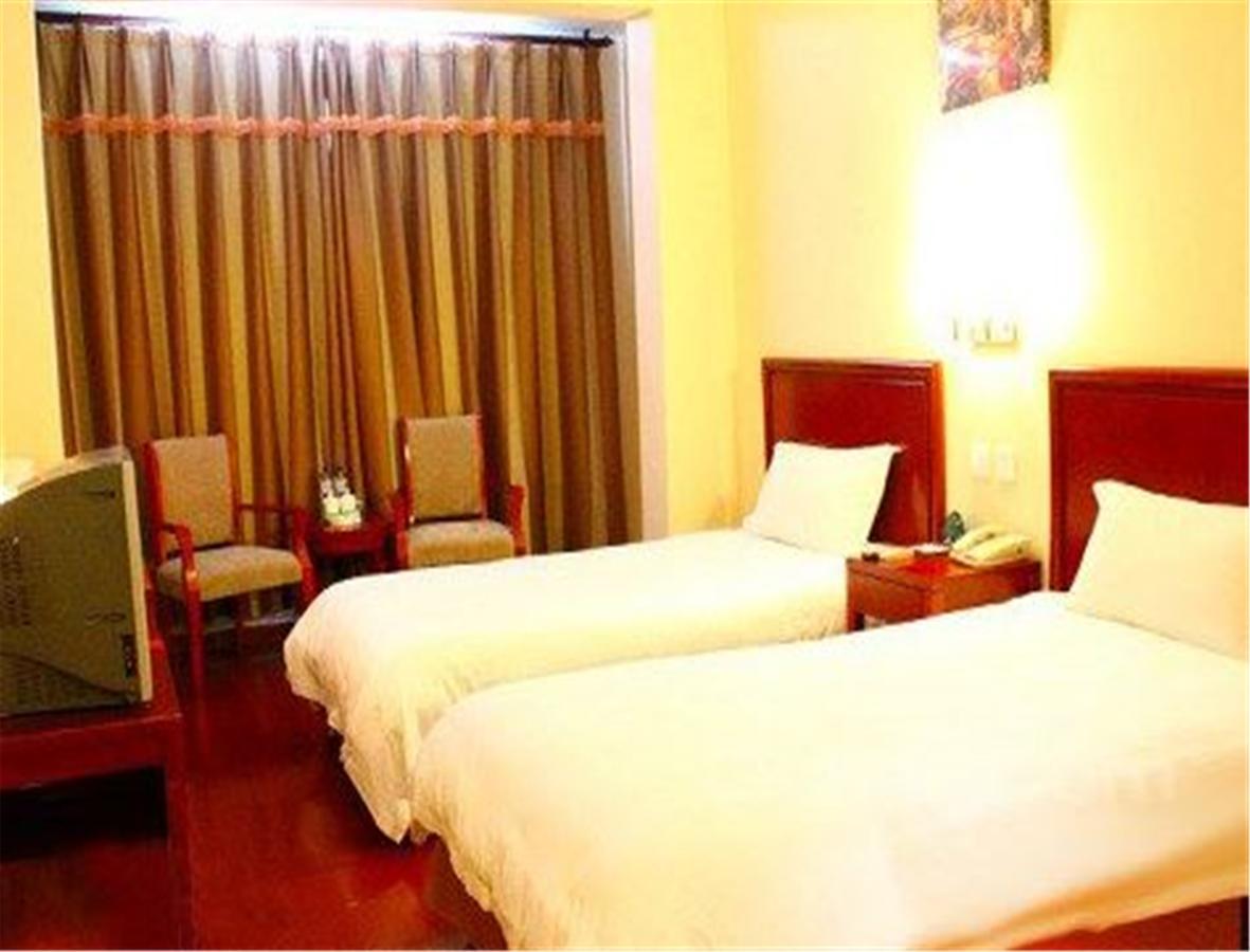 Greentree Inn Shandong Qingdao Railway Station Zhanqiao Yacht Wharf Express Exterior foto